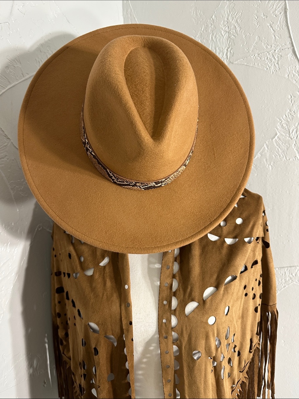 Vici Camel Wide-Brim Felt Fedora with Snake-Print Band - Picture 6 of 15